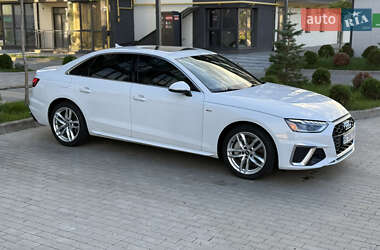 Седан Audi A4 2020 в 