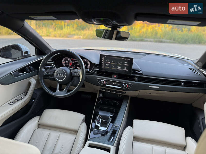 Седан Audi A4 2020 в Луцьку