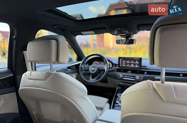 Седан Audi A4 2020 в 