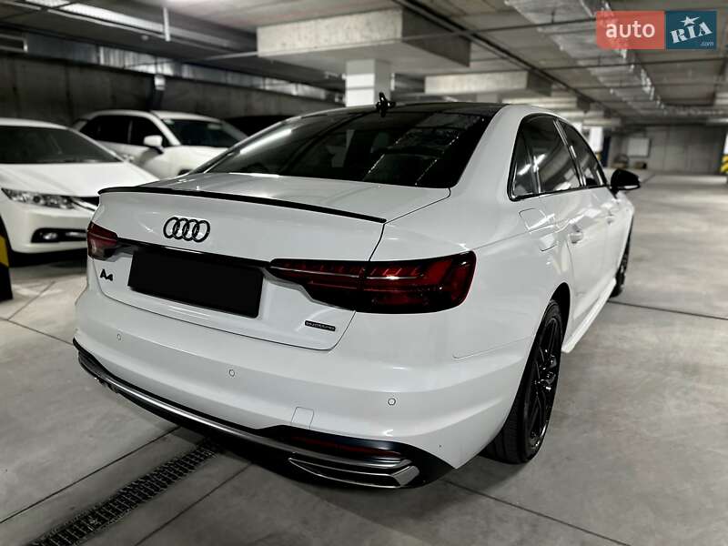 Седан Audi A4 2020 в Дніпрі