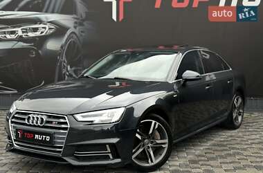 Седан Audi A4 2017 в Львове
