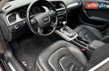 Седан Audi A4 2014 в Житомире