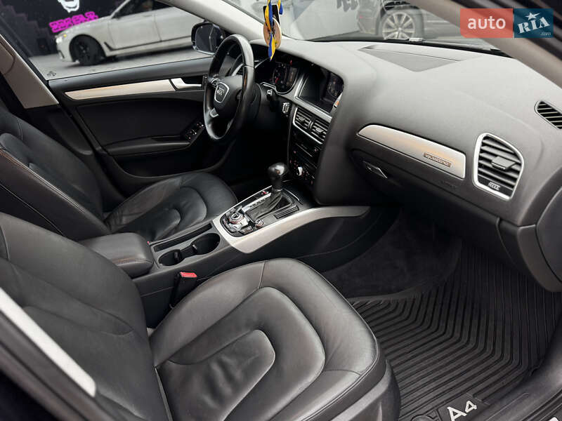 Седан Audi A4 2014 в Житомирі
