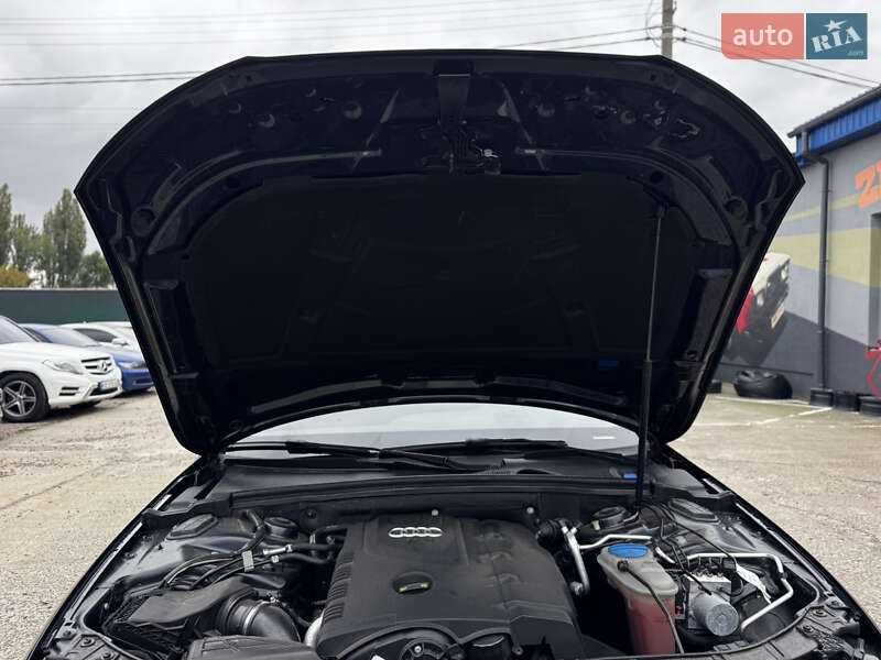 Седан Audi A4 2014 в Житомирі