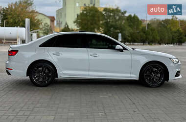 Седан Audi A4 2017 в 