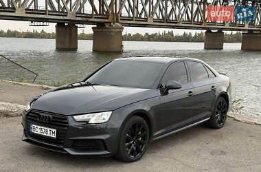 Седан Audi A4 2017 в Дніпрі