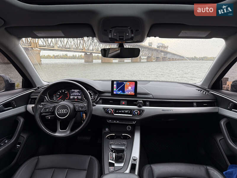 Седан Audi A4 2017 в Днепре