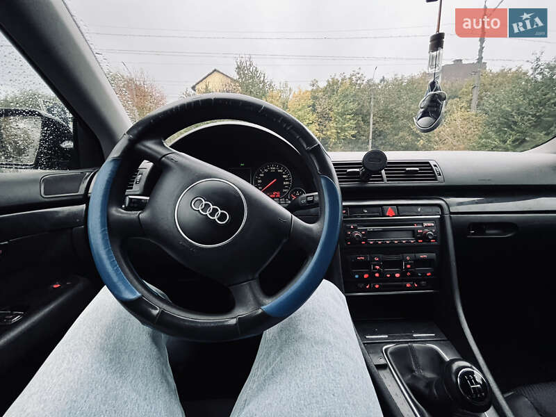 Седан Audi A4 2001 в Виннице