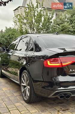 Седан Audi A4 2016 в 