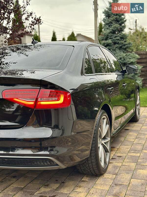 Седан Audi A4 2016 в Вінниці
