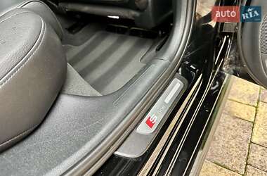 Седан Audi A4 2016 в 