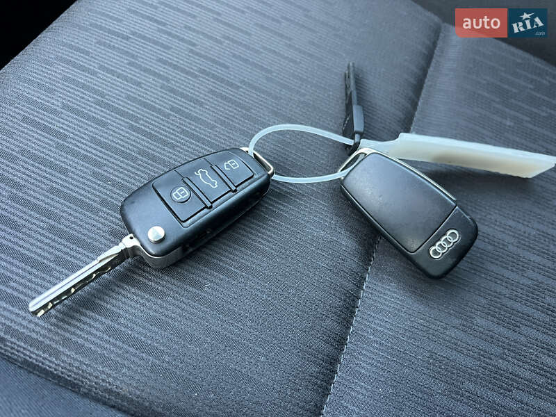 Седан Audi A4 2005 в Дунаевцах