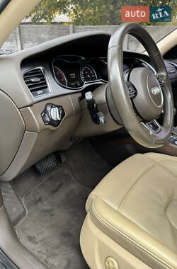 Седан Audi A4 2014 в 