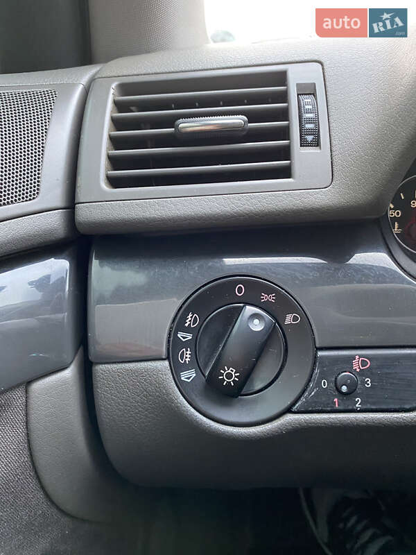 Седан Audi A4 2001 в Тернополе