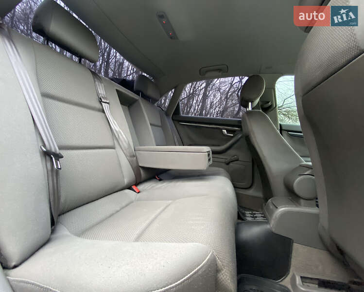 Седан Audi A4 2001 в Тернополе