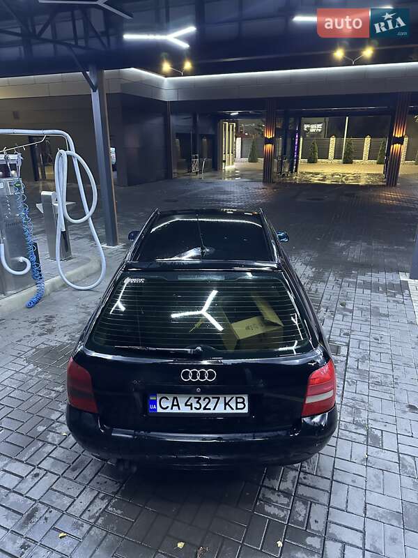 Универсал Audi A4 2000 в Черкассах