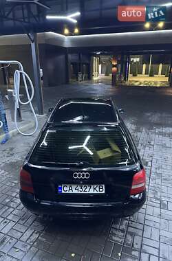 Универсал Audi A4 2000 в 