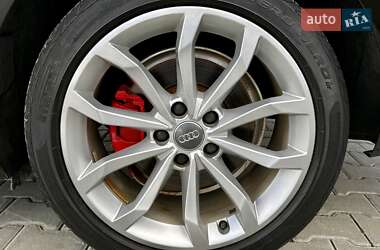 Седан Audi A4 2019 в 