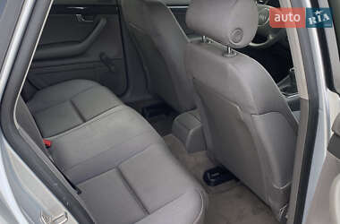 Седан Audi A4 2004 в 