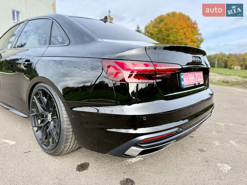 Седан Audi A4 2020 в Ровно