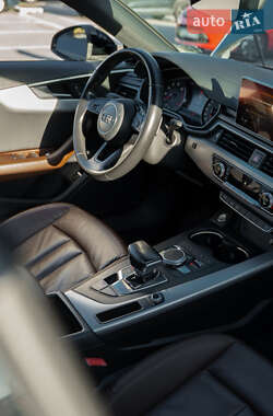 Седан Audi A4 2016 в 