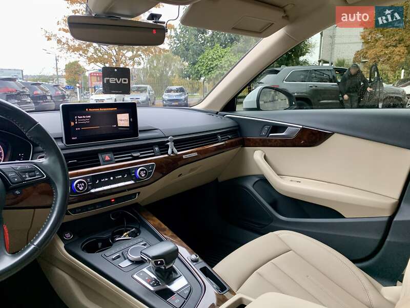 Седан Audi A4 2017 в Харькове