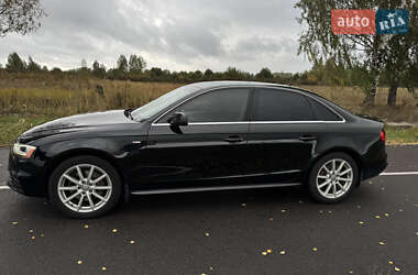 Седан Audi A4 2015 в 