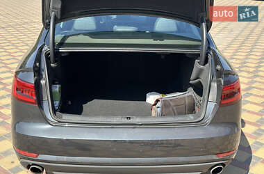 Седан Audi A4 2017 в 