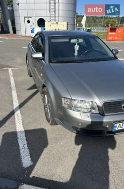 Седан Audi A4 2003 в 