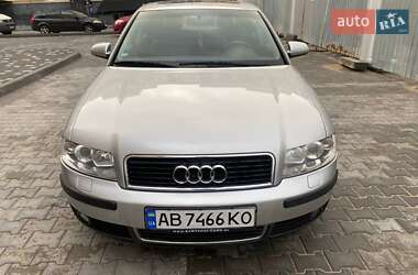 Седан Audi A4 2002 в 