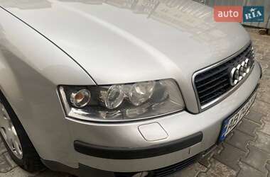 Седан Audi A4 2002 в 