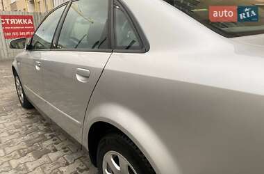 Седан Audi A4 2002 в 