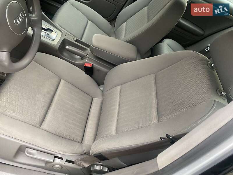Седан Audi A4 2002 в Вінниці
