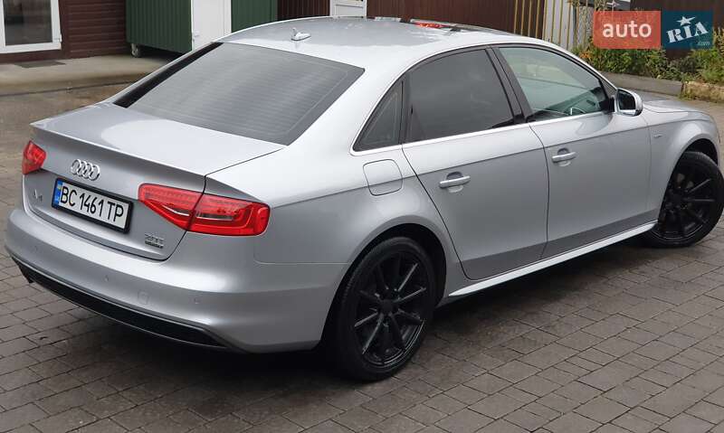 Седан Audi A4 2014 в Львове