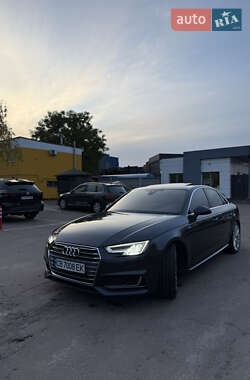 Седан Audi A4 2016 в 
