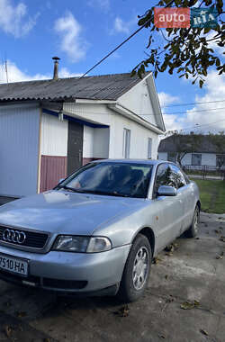 Седан Audi A4 1997 в 