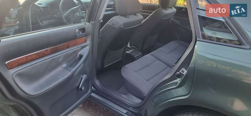 Седан Audi A4 1999 в Дніпрі