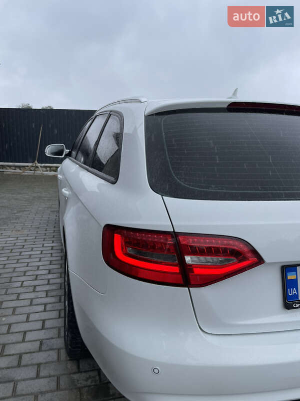 Універсал Audi A4 2012 в Вишнівці