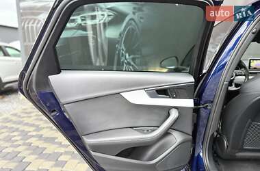 Седан Audi A4 2019 в 