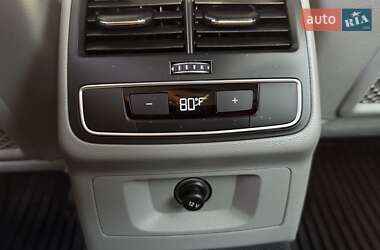 Седан Audi A4 2022 в 