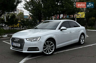 Седан Audi A4 2019 в Одесі