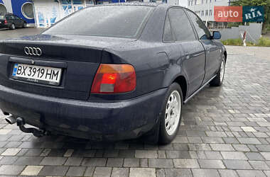Седан Audi A4 1996 в 