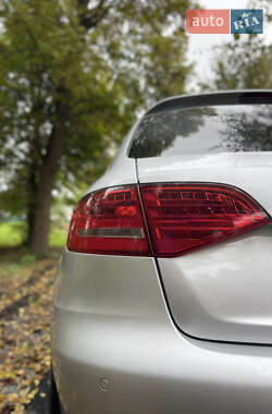 Универсал Audi A4 2011 в 