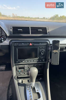 Універсал Audi A4 2006 в  фото 2 Універсал Audi A4 2006 в