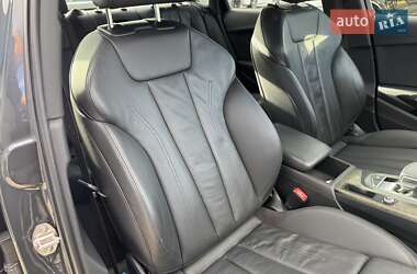 Седан Audi A4 2018 в 