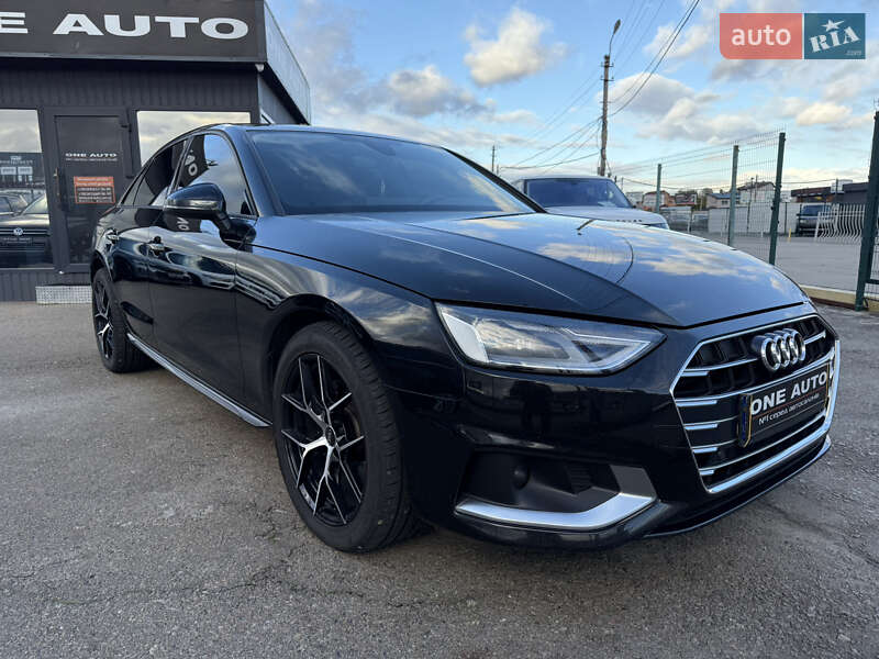 Седан Audi A4 2020 в Киеве
