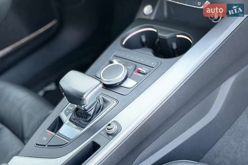 Седан Audi A4 2017 в Львові фото 27 Седан Audi A4 2017 в Львові