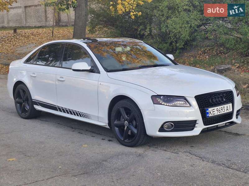 Седан Audi A4 2011 в Запорожье