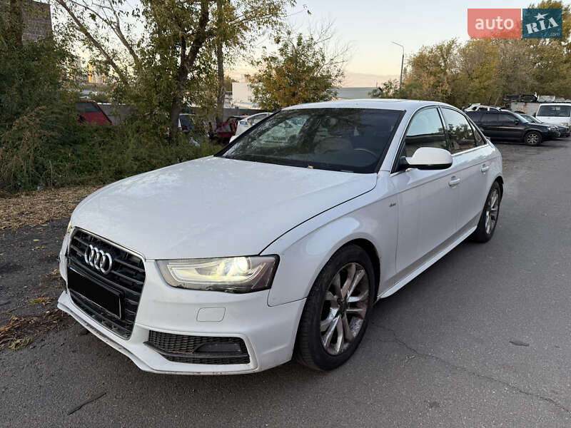 Audi A4 2015