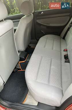 Седан Audi A4 1996 в 